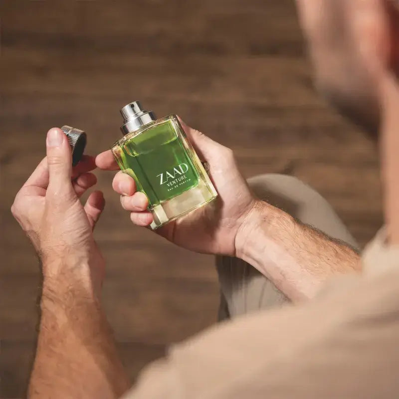 Man met Zaad Venture Eau de Parfum – avontuurlijke herengeur