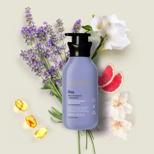 Nativa Spa Lilac flacon tussen ingrediënten, namelijk lavendel, viool, iris en quinoa-oliedruppels