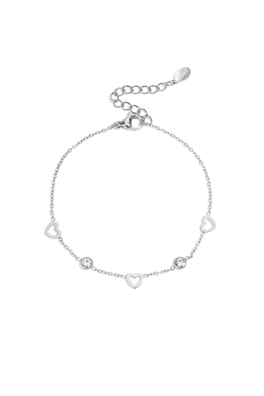 Zilveren stainless steel armband met hartjes en diamanten bedels